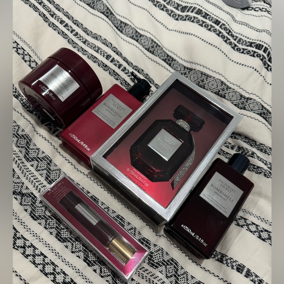 Victoria Secret bombshell midnight fragrance bundle